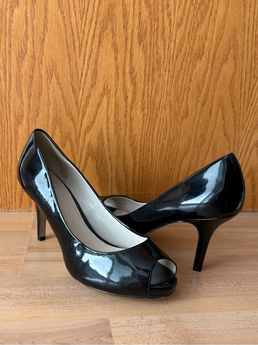 Le Chateau Peep Toe Heels